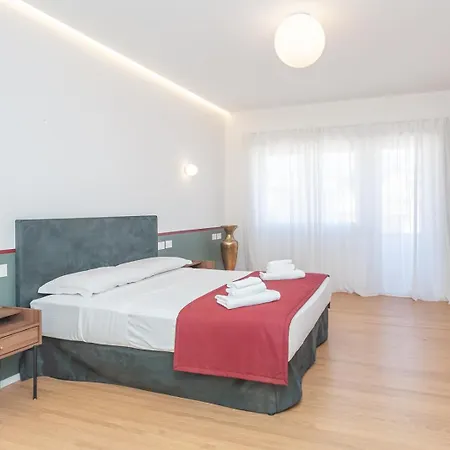 Arte Della Medaglia Gallery House - By Openroma Roma